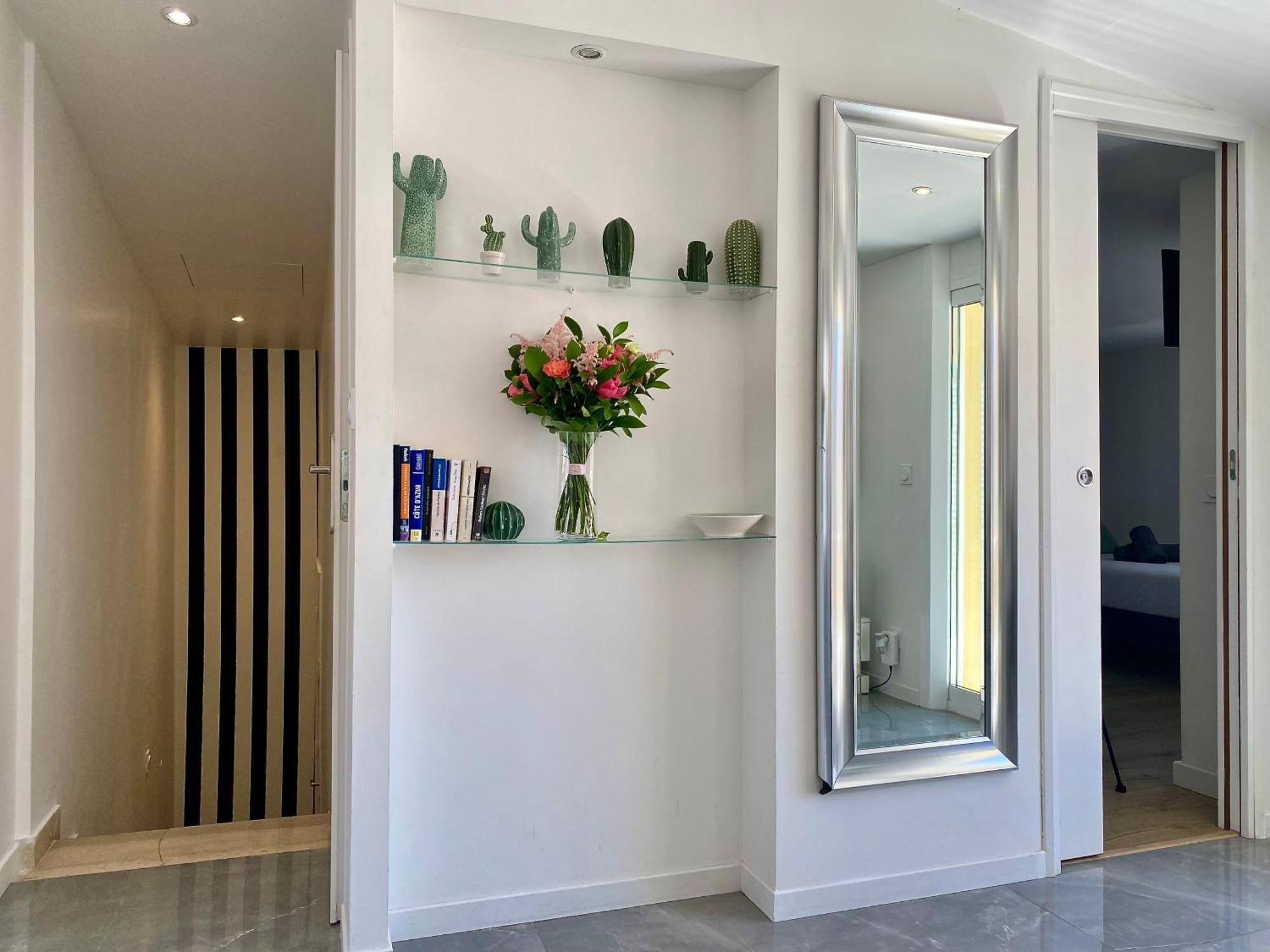 Les Toits Du Soleil: Luxury Apartment with Terraces and Jacuzzi in Central Cannes Exterior photo
