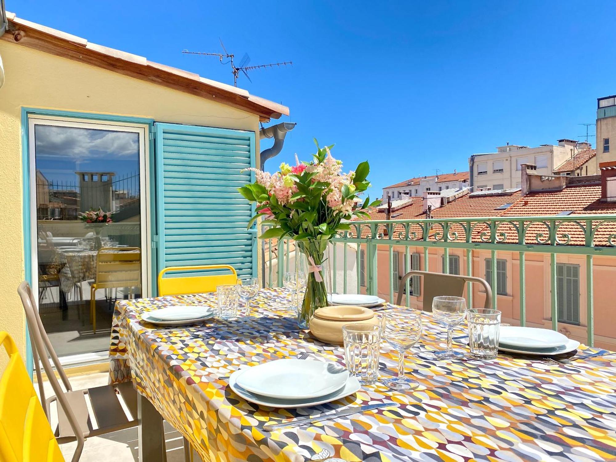 Les Toits Du Soleil: Luxury Apartment with Terraces and Jacuzzi in Central Cannes Exterior photo