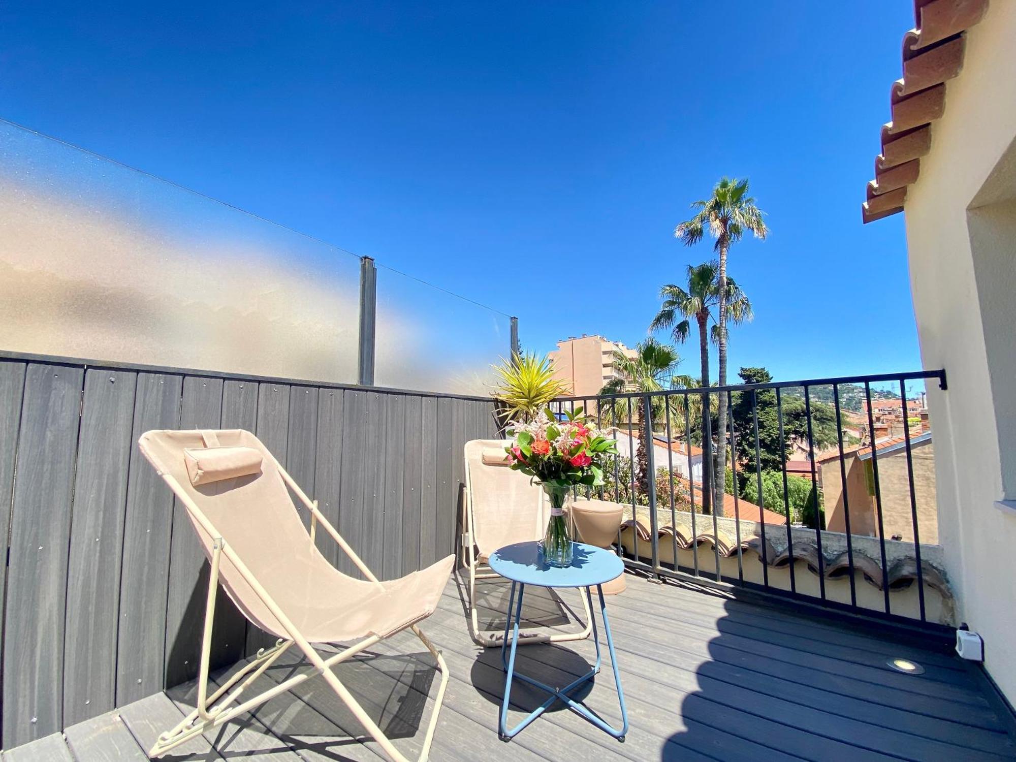 Les Toits Du Soleil: Luxury Apartment with Terraces and Jacuzzi in Central Cannes Exterior photo