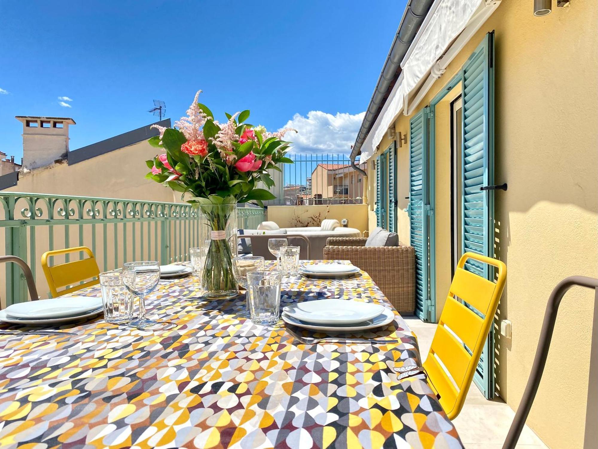 Les Toits Du Soleil: Luxury Apartment with Terraces and Jacuzzi in Central Cannes Exterior photo